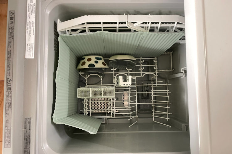 bws SELECTION すっきり暮らす油はねガード ビーワース セレクション パネル6枚タイプ IH専用 食洗器対応 幅72.5cm 奥行1cm 高さ30.6cm 日本製 燕三条 国産 レンジガード 折りたたみ 2面 3面 油よけ 油汚れ防止 スリム キッチン
