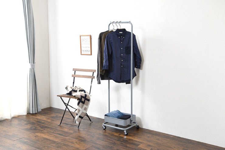 Porte-cintres KR-3368 Largeur 42 cm Profondeur 36 cm Hauteur 152 (117) cm Armoire Slim Élégant Rack Placard Cartable Rangement mural Étagère ouverte Étagère de tension Cloison Slim Wall Étagère de rangement Étagère de rangement