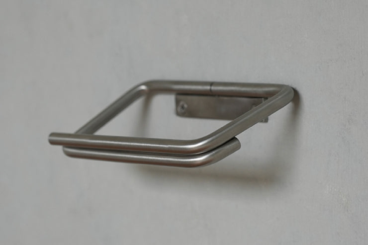 AXCIS アクシス ペーパーホルダー KT ステンレス L2222 L2223 1連 2連 シングル ダブル トイレットペーパーホルダーカバー SUS DIY 日曜大工 リフォーム ステンレス製 シルバー トイレ収納 すき間収納 省スペース スリム コンパクト ストック 高級感 新生活 シンプル 北欧