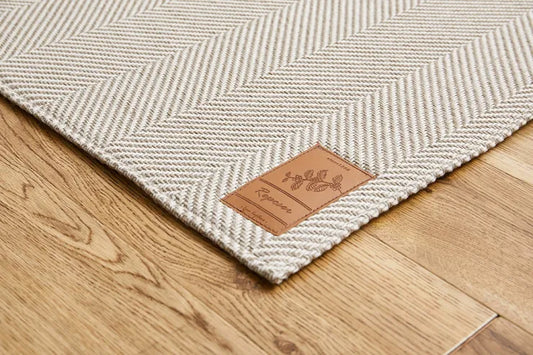 ヘリンボンラグ ボーナ 幅130cm 奥行き190cm